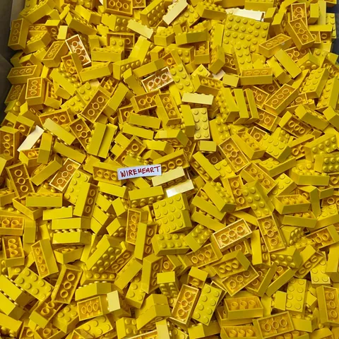LEGO 100 2x4 Bricks Yellow - Bulk Parts Pieces MOC CITY Building 3001