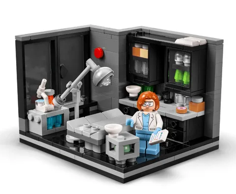 LEGO #40896 The X-Files: Scully’s Lab GWP: Brand New Preorder: Ships August 4th