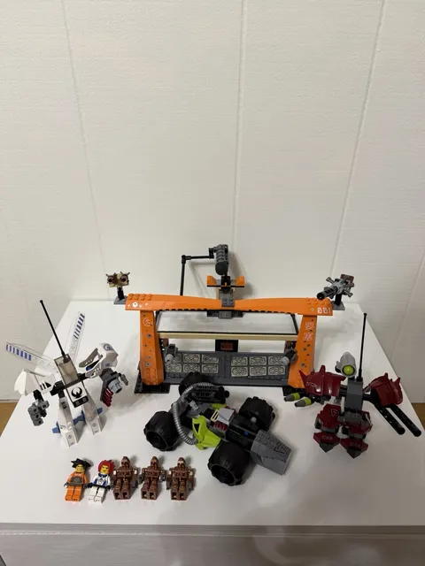 LEGO Exo-Force 7705 Mountain Fortress 100 Complete Set W/ Manual No Box