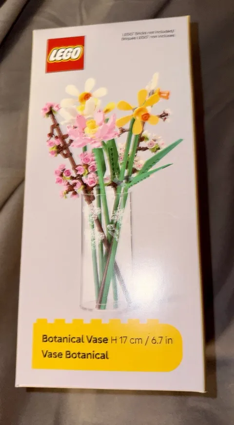 LEGO BOTANICAL VASE CLEAR 6.7 INCHES TALL  *NEW*