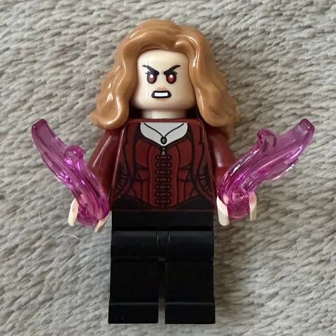 LEGO x Marvel: The Scarlet Witch (Wanda Maximoff) - Medium Nougat Hair (SH1018)