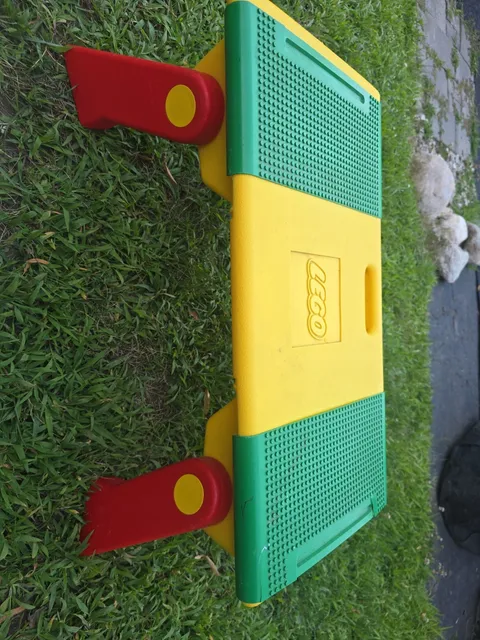 VINTAGE Official LEGO ACTIVITY Folding Legs TABLE Storage Plates portable