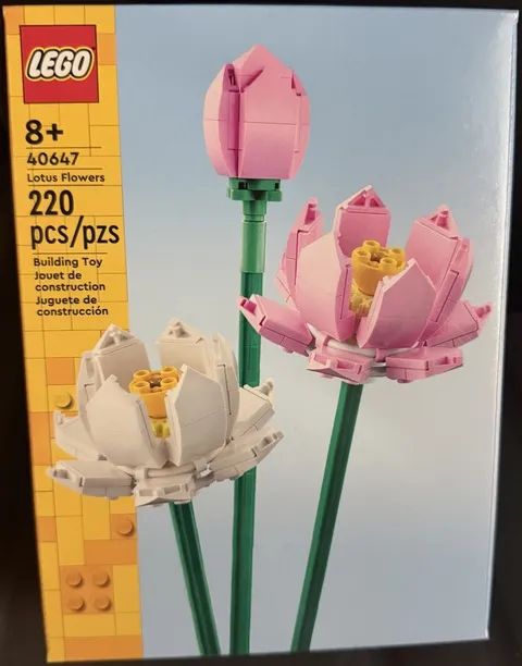 LEGO Botanicals: Lotus Flowers Set 40647 Brand New Sealed NIB