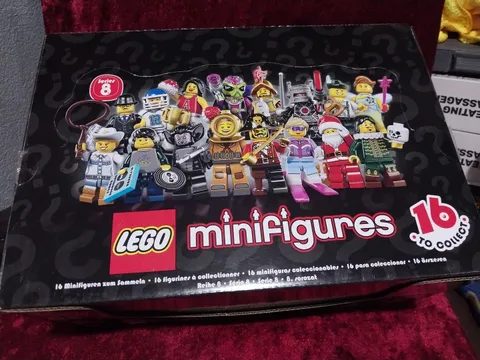 LEGO 8833 Series 8 - 38 Minifigures Sealed & Display Case Box