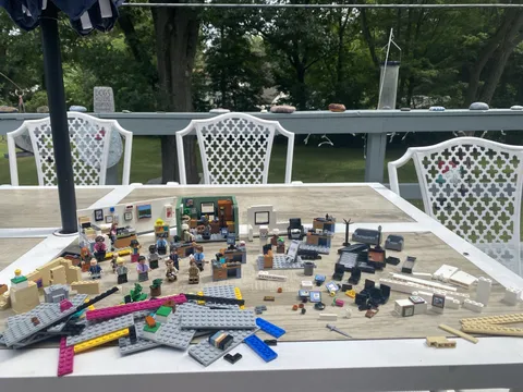 LEGO Ideas 21336 The Office  Retired TV Set 2021