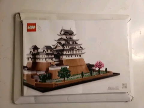 LEGO Architecture: Himeji Castle 21060 MANUAL (manual only, used)