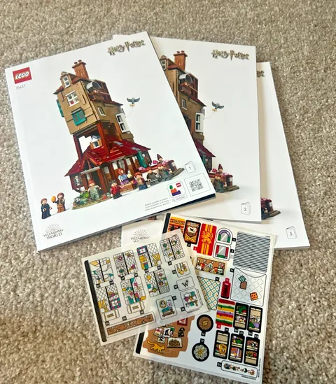 LEGO 76437 Harry Potter The Burrow: Collectors Edition *No Minifigs*