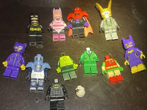 LEGO DC Super Heroes Minifigure Lot Batman Catwoman Riddler Robin