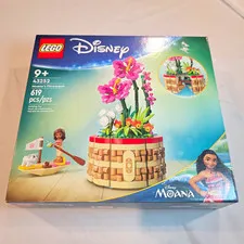 LEGO Disney Moana's Flowerpot 43252 619 pcs Brick Separator Included