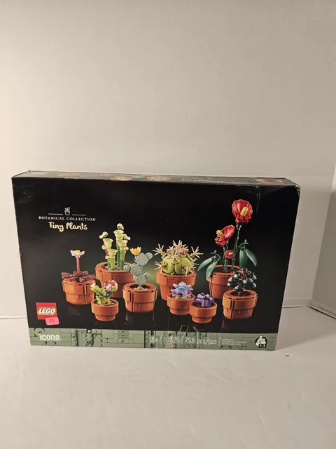 LEGO Botanicals: Tiny Plants (10329) NEW OPEN DAMAGED BOX
