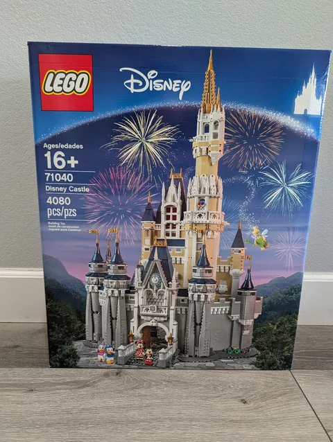 LEGO Disney Castle 71040 New Unopened 4080 Pieces Sealed Box Retired Rare Set