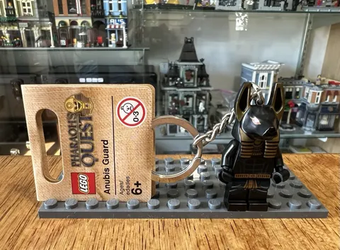 2011 Retired LEGO 853167 Pharaoh’s Quest Egypt Anubis Guard Minifigure Keychain