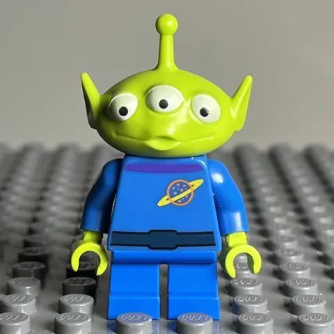 Lego Alien Minifigure toy006 30070 7592 7591 7598 Toy Story Disney CMF Lot 1X