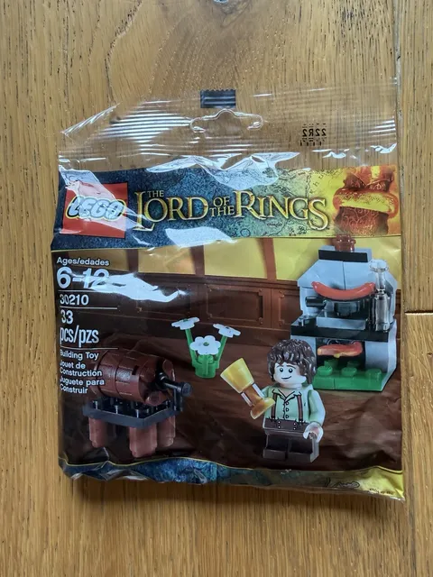 LEGO The Lord of the Rings: Frodo with Cooking Corner (30210) - New Sealed
