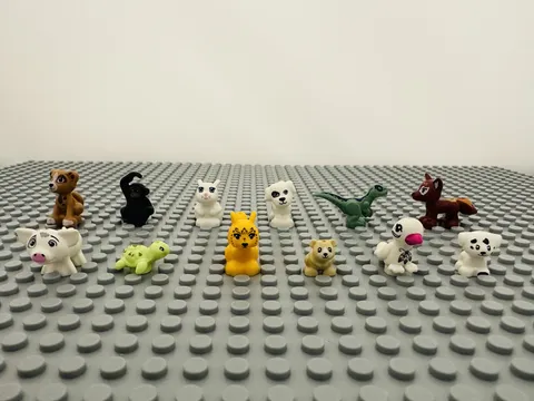 Lot Of 5 Random Lego Animal Minifigures Cat Dog Parrot Rabbit Bat Rat Frog