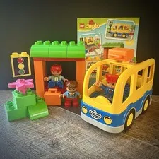 Lego Duplo School Bus 10528 - Complete - No box