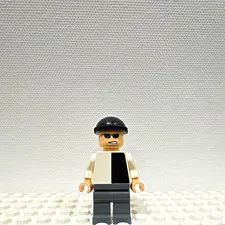 LEGO Batman 2006 Minifigure - DAMAGED - Two Face Henchman (bat006) 7781 - READ!!