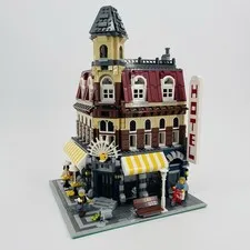 LEGO Modular 10182 Cafe Corner Retired 2058 Pieces 2007