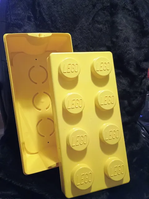 LEGO Large Storage Box Yellow Stackable Toy Brick Organizer Container w/Lid 