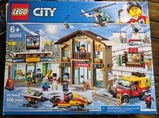 Lego Ski Resort 60203 Complete With Instructions and MINIFGIGS!