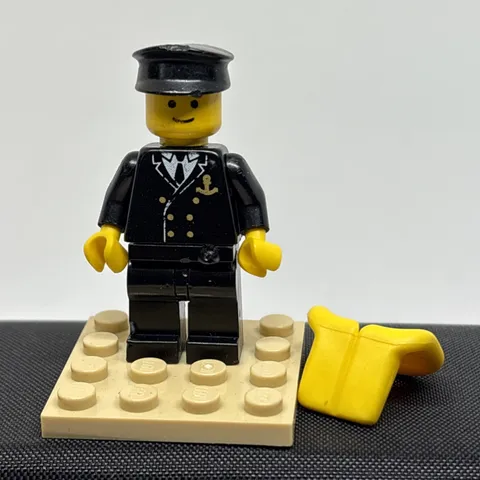 Lego Captain lego Minifigure Admiral Cruise Ship Lego Commander Rare Retired