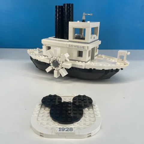 LEGO 21317: Ideas Disney Steamboat Willie  RETIRED  Mickey Mouse Not Complete