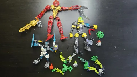 LEGO BIONICLE Mixed Lot Buildable Figures & Parts/Pieces - Multicolor Plastic