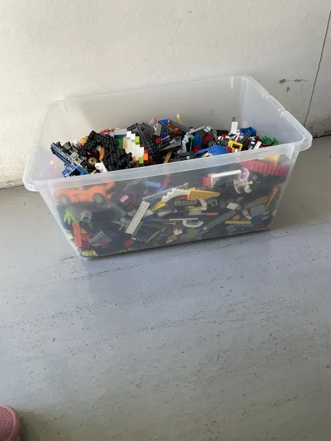 LEGO Bulk Lot Mixed Loose Bricks & Pieces Parts Multicolor Bucket/Tub