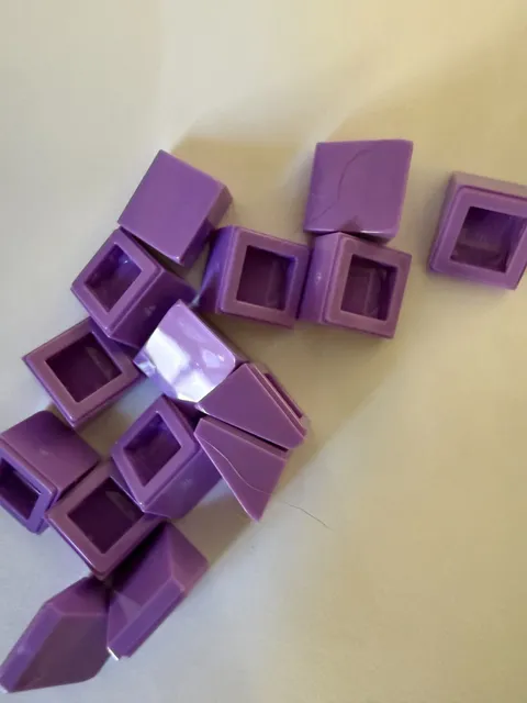 LEGO- NEW- #54200-MEDIUM LAVENDE- ROOF TILES 1 X 1 X 2/3/ CHEESE SLOPE-25 PIECES