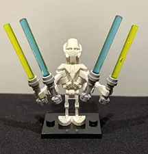 LEGO Star Wars General Grievous cape is missing.