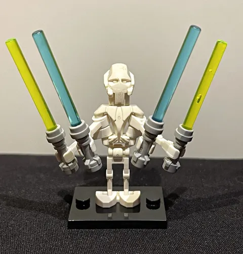 LEGO Star Wars General Grievous cape is missing.