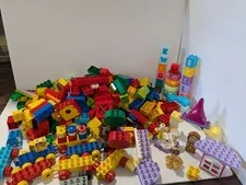 Duplo LEGO  Over 7.5 Lb VTG & recent 324 Pieces Beauty & The Beast Specialty Lot