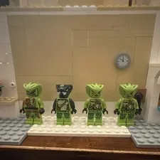 LEGO NINJAGO Serpentine Snake Minifigures Lot 4 Lasha Spitta 2012