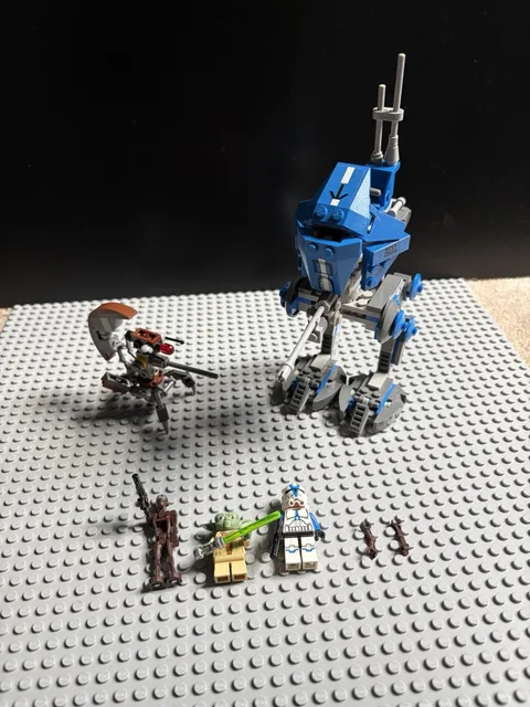 LEGO Star Wars: The Clone Wars 75002 AT-RT