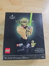LEGO 75438 Star Wars: Attack of the Clones Yoda Bust with Lightsaber