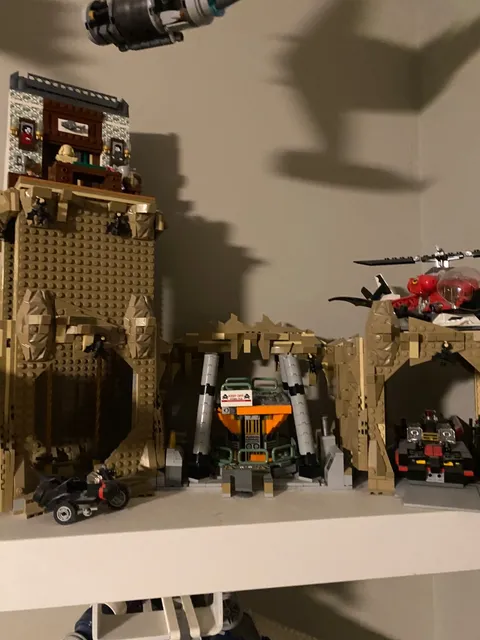Lego DC Batman Classic TV Series Batcave (76052) , BUILD ONLY, READ DISC