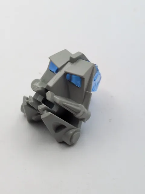 LEGO Bionicle - 32553 - Head Connector Block w/Eyes - Light Blue Eyes