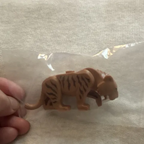 LEGO Printed Tan Tiger Big Cat Animal Figure Black Stripes Jungle Set Polybag
