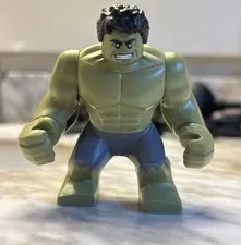 EXCLUSIVE Lego Hulk From 76269 (Avengers Tower)