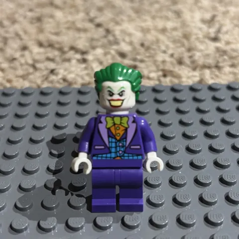 Lego The Joker Minifigure Vest Dual Head 2015 from 76035 Jokerland sh206 Sh0206