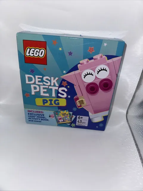 Lego Books Desk Pets Pig includes Activity Book & Exclusive Lego Model New
