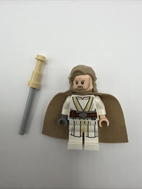 LEGO Star Wars Old Luke Skywalker Minifigure - NEW