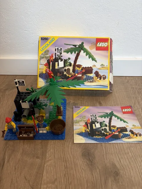 LEGO 6260 Shipwreck Island 1989 Pirates