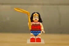LEGO Toy DC Comics Minifigure SH004 Wonder Woman With Lasso