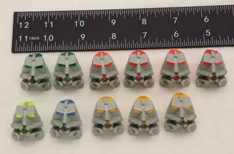 Lot of 11 Lego Bionicle Head Connector Blocks with Eyes, L334