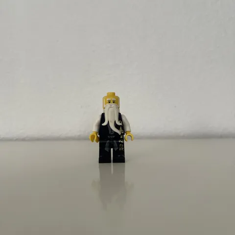 LEGO NINJAGO SENSEI WU MINIFIG legacy black minifigure figure master