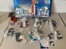 Lego City Set 60351 – Rocket Launch Center – 1010 pieces