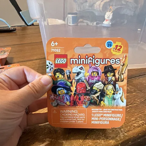 LEGO MINIFIGURES Series 29 Tuba Player Minifigure 71052 unopened box 6+