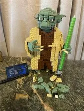 LEGO Star Wars Yoda 75255 with Minifigure and Nameplate  Used Condition