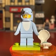 Lego Dolphin Costume Fan Minifigure Collectible Series 28 71051 CMF, New.